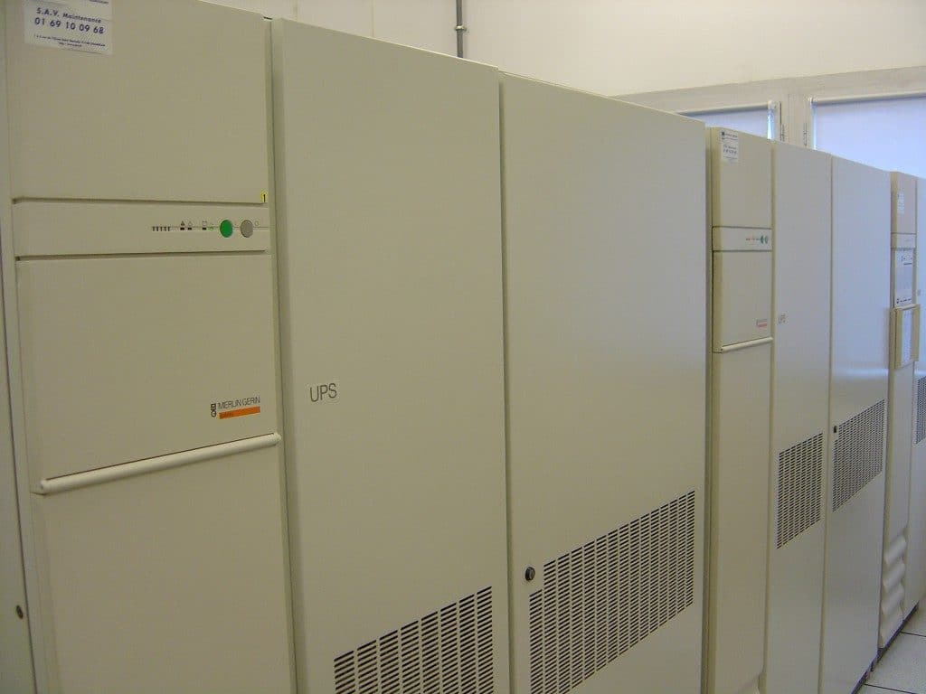 Remplacement de batteries pour onduleurs MGE UPS Galaxy 300 kva